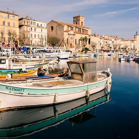 Apartman A 1 Voie Pietonne De La Plage, Du Centre Et Du Port Pour 1 A 4 Personnes